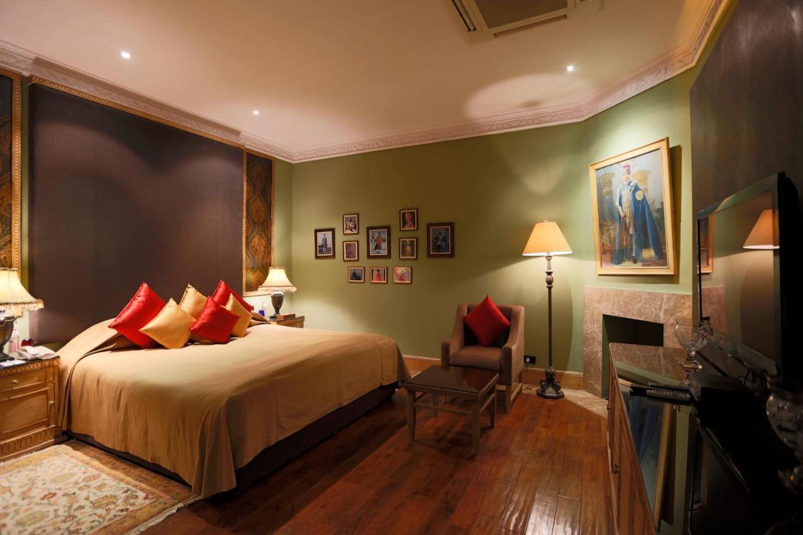 Park Tree Igi Airport By Unit Of Prithvi Palace With Free Airport Transsfer